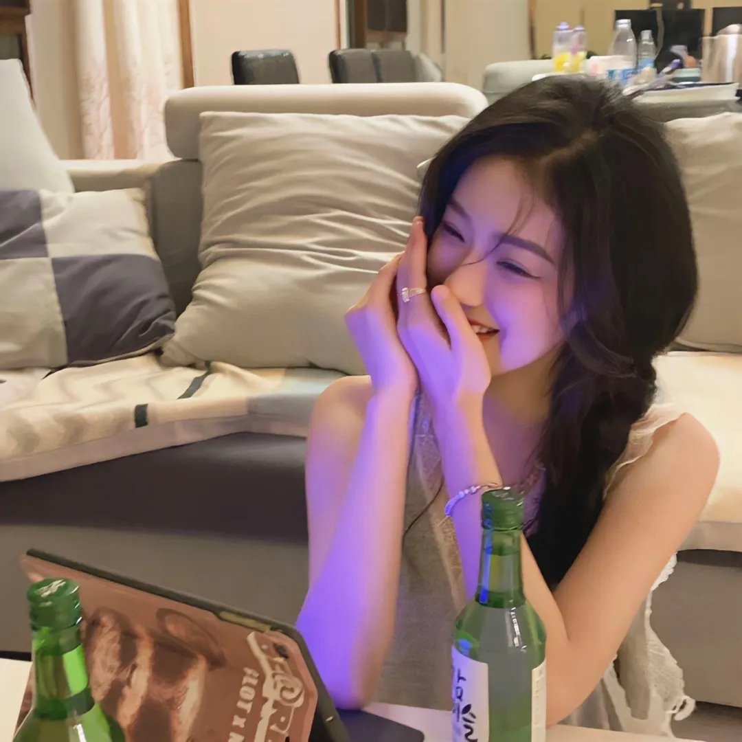 明星离婚传闻被曝黑料引官司，长达一周街拍现场画面流出